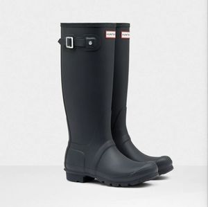 Hunter Women's Original Tall Navy Rain Boots